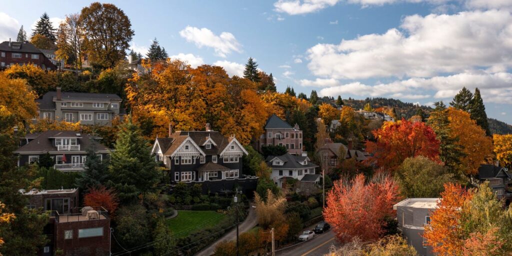 I loved Portland but I had to leave; Now you live happily in small town Oregon